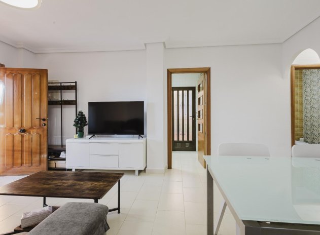 Villa - Wiederverkauf - Torrevieja - Aguas Nuevas