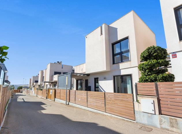 Villa - Wiederverkauf - Torrevieja - Costa Blanca