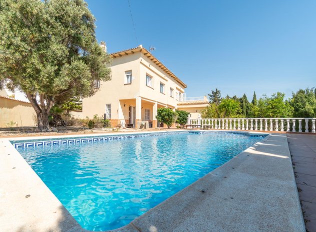 Villa - Wiederverkauf - Torrevieja - La Mata