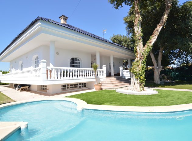 Villa - Wiederverkauf - Torrevieja - Torrevieja