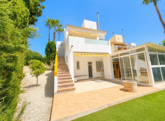 Villa - Wiederverkauf - Villamartin - Villamartín