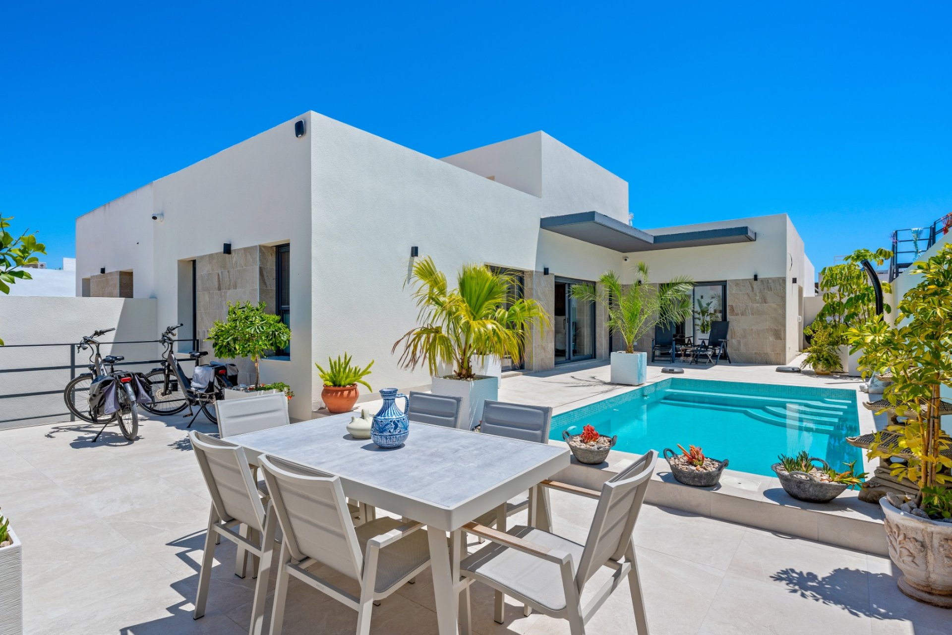 Wiederverkauf - 6. Detached villa - Daya Nueva - Costa Blanca South