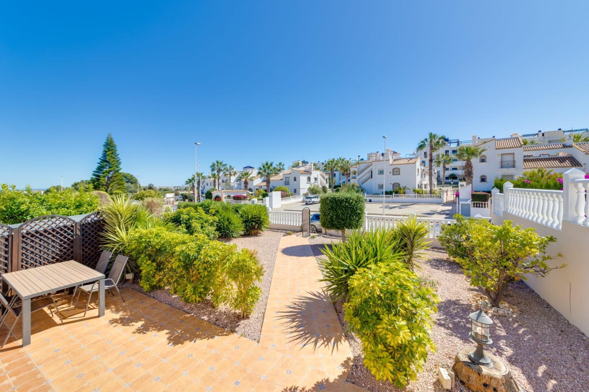 Wiederverkauf - Bungalow - Orihuela Costa - Montezenia