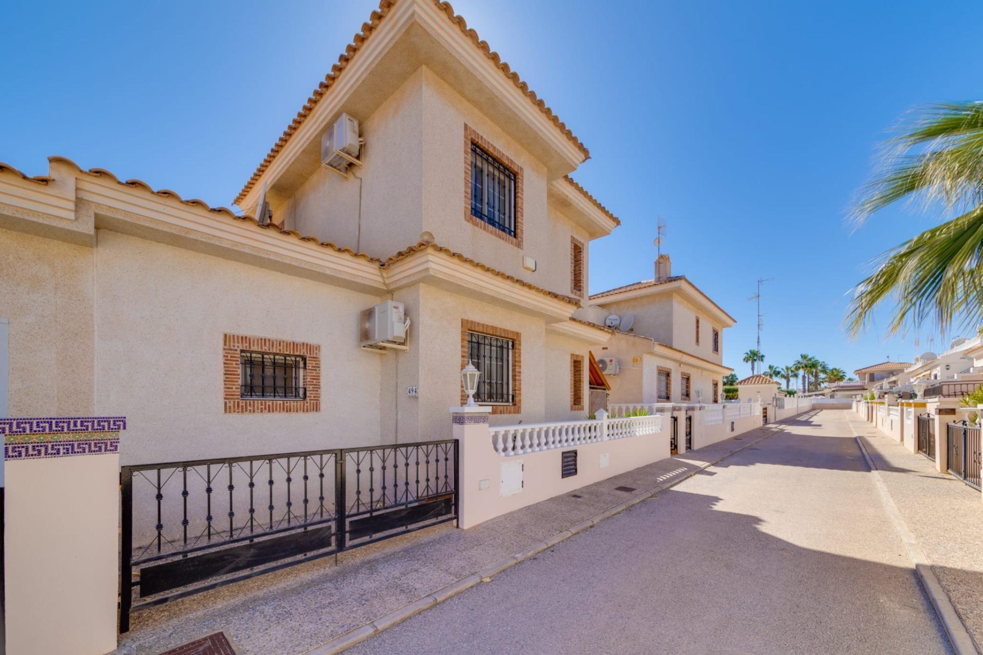 Wiederverkauf - Bungalow - Orihuela Costa - Montezenia