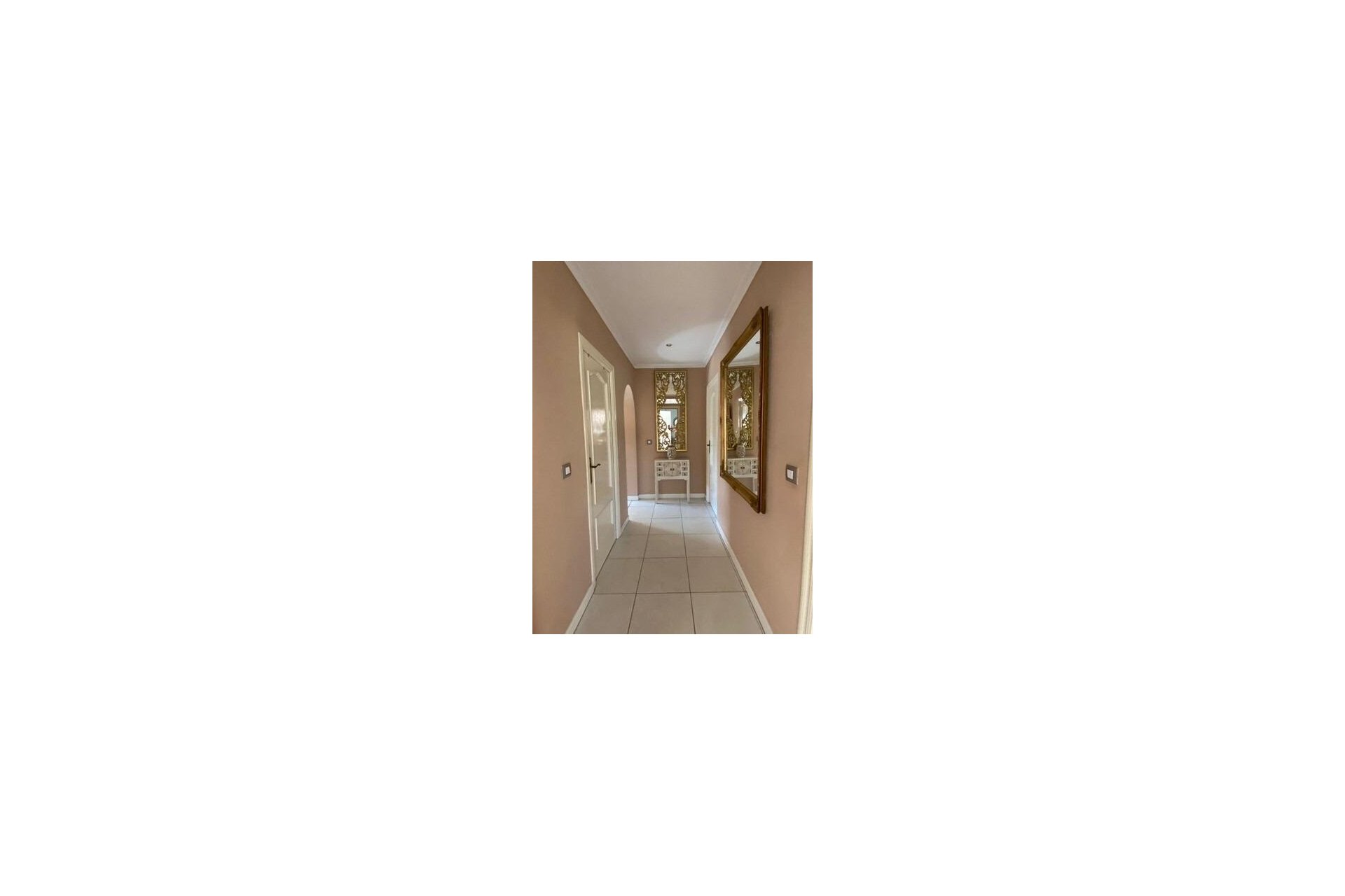 Wiederverkauf - Finca / Ländliches Wohnhaus - Albatera - Pueblo 11
