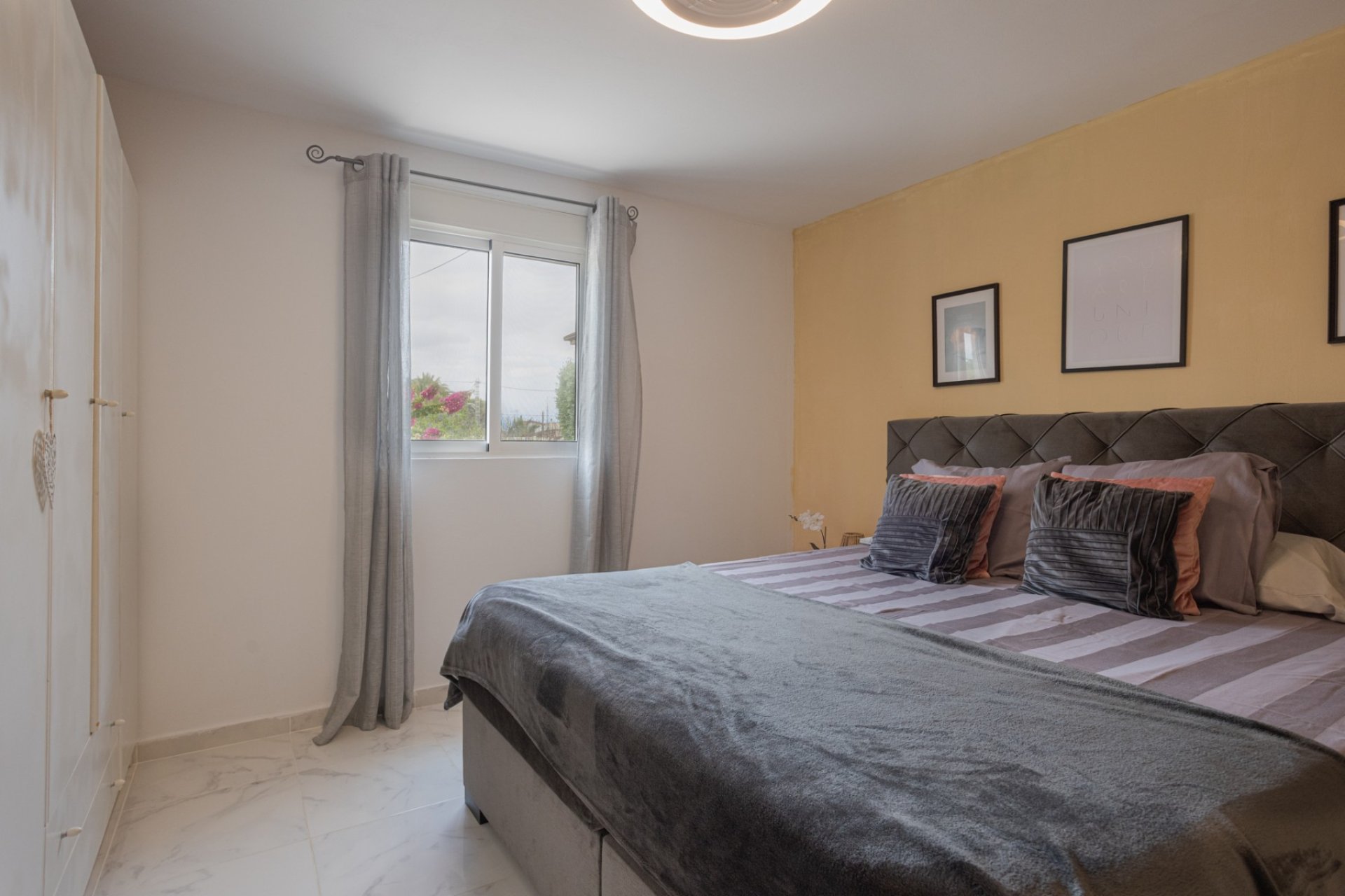 Wiederverkauf - Finca / Ländliches Wohnhaus - Albatera