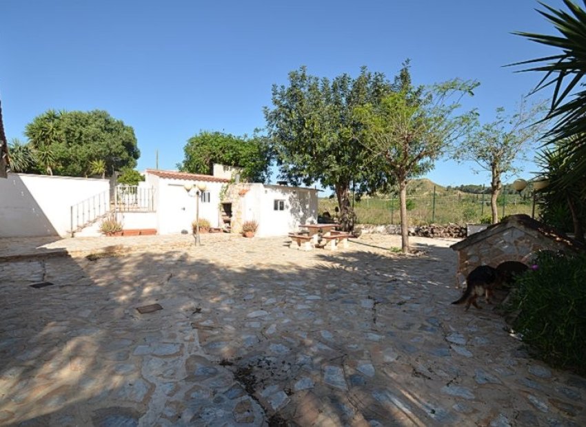Wiederverkauf - Finca / Ländliches Wohnhaus - Canadas de San Pedro