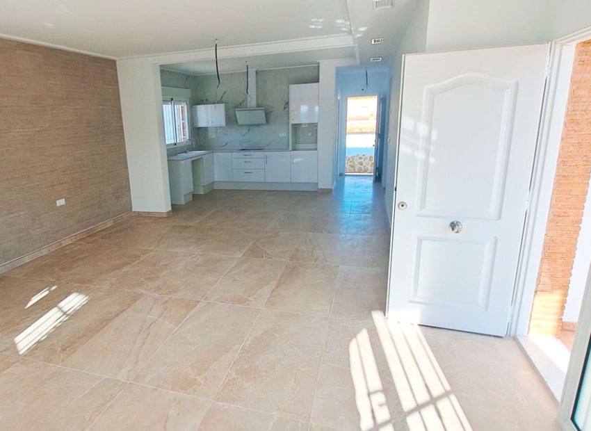 Wiederverkauf - Finca / Ländliches Wohnhaus - Catral