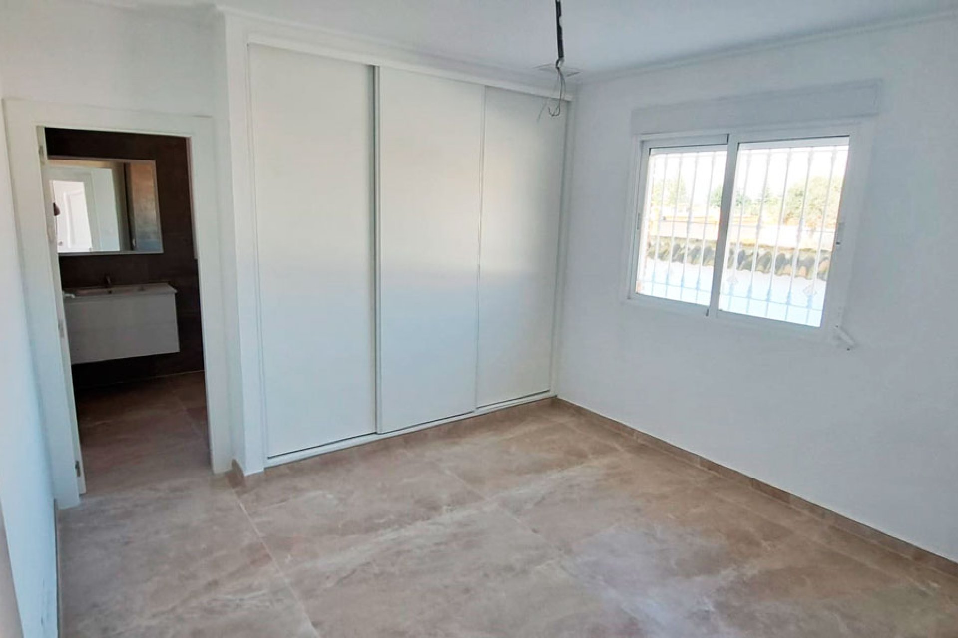 Wiederverkauf - Finca / Ländliches Wohnhaus - Catral