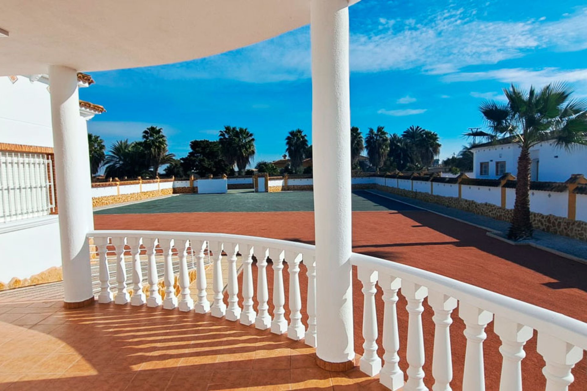 Wiederverkauf - Finca / Ländliches Wohnhaus - Catral