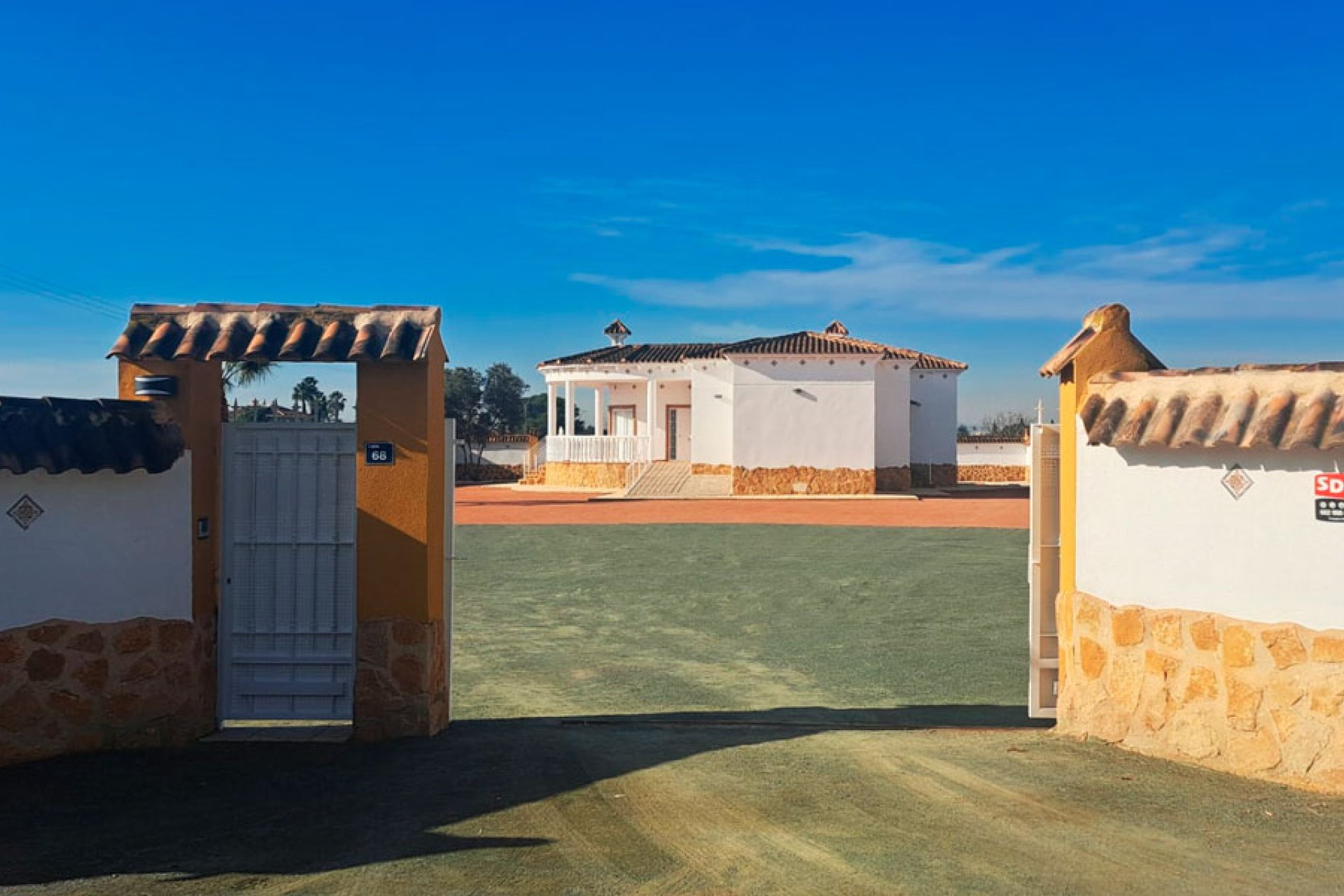 Wiederverkauf - Finca / Ländliches Wohnhaus - Catral