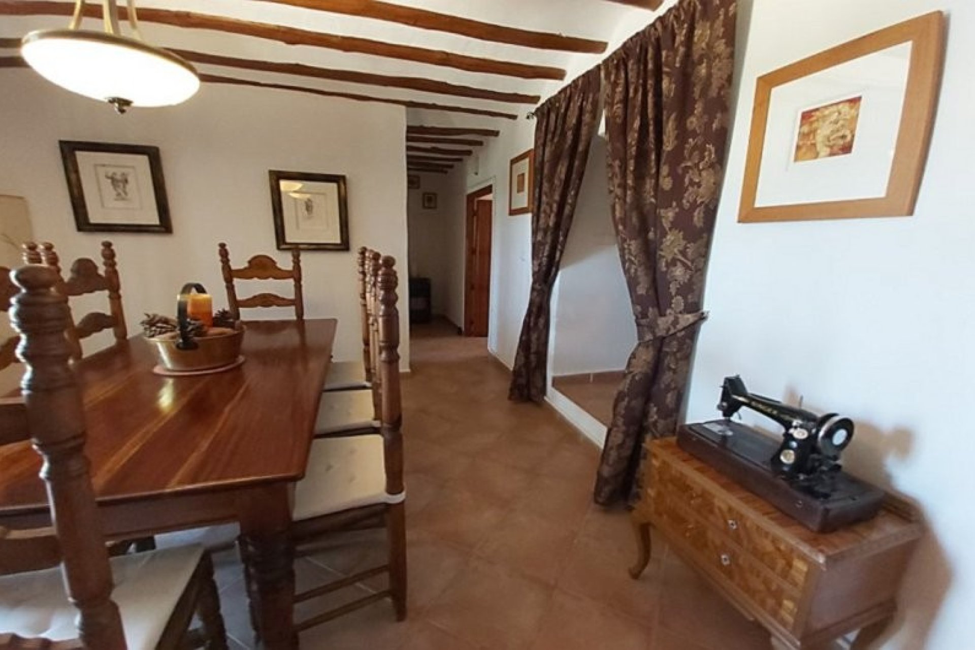Wiederverkauf - Finca / Ländliches Wohnhaus - Cehegin