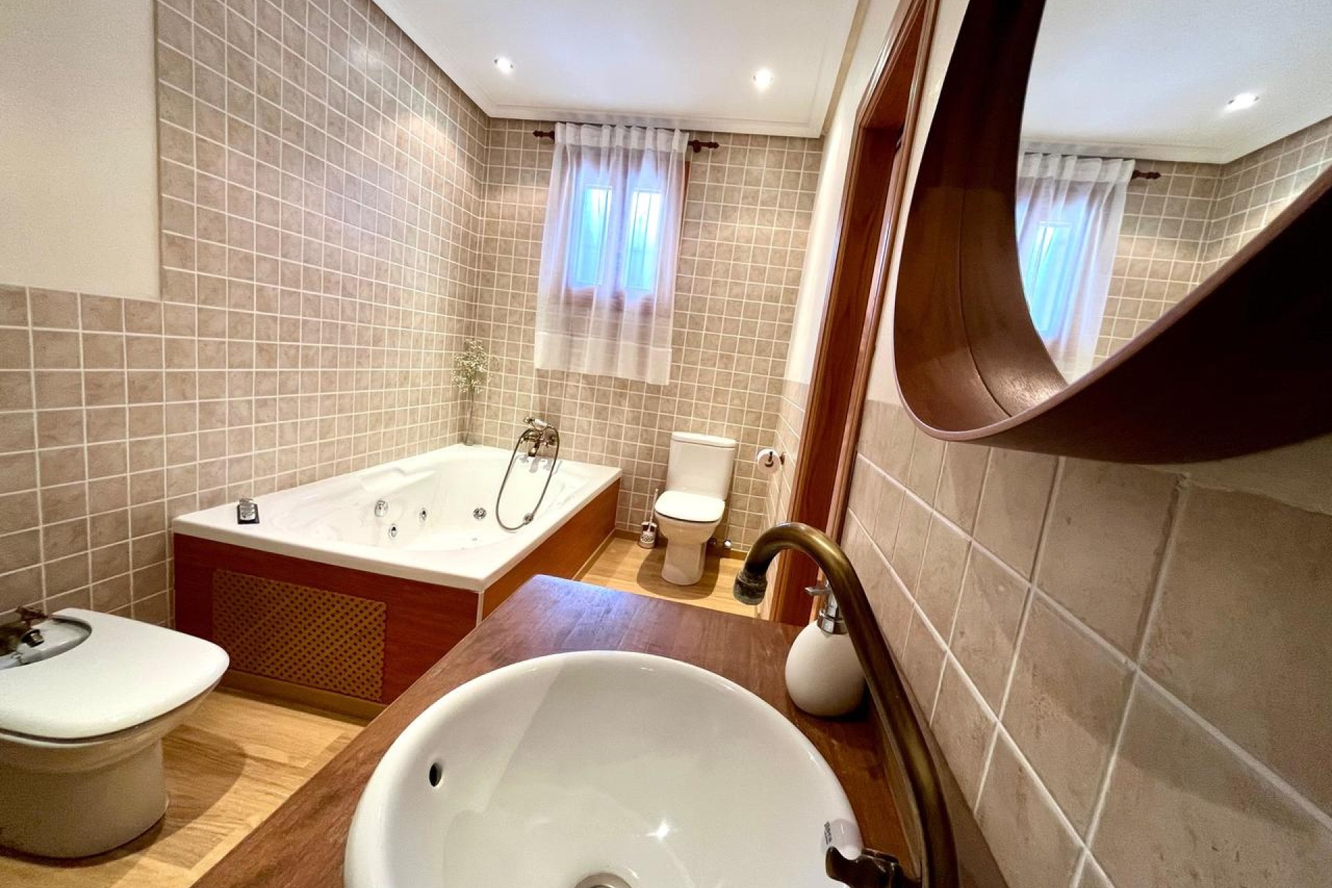 Wiederverkauf - Finca / Ländliches Wohnhaus - El Esparragal