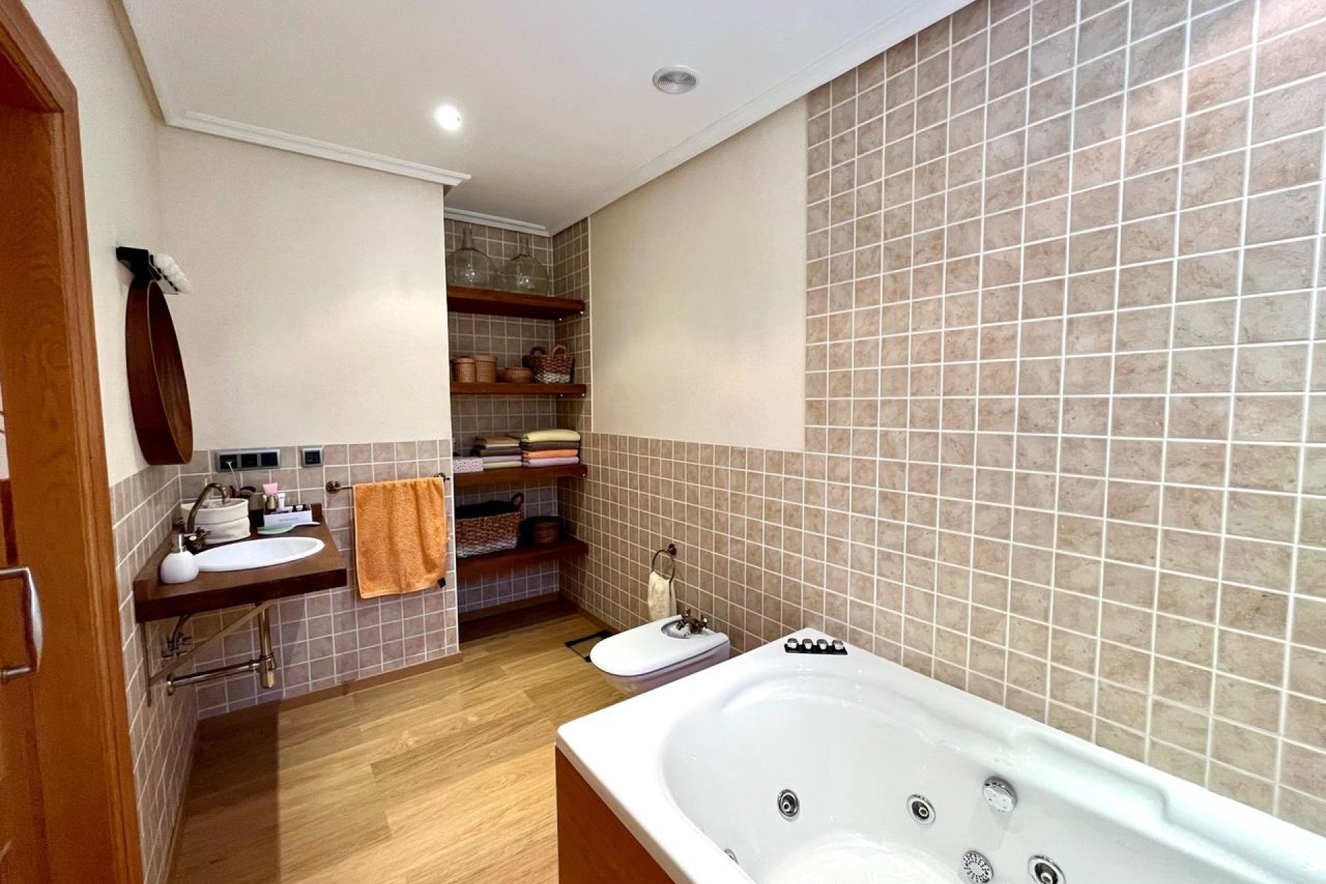 Wiederverkauf - Finca / Ländliches Wohnhaus - El Esparragal