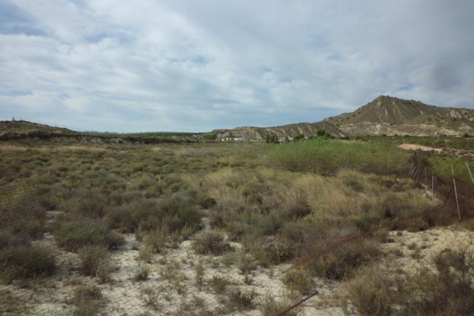 Wiederverkauf - Finca / Ländliches Wohnhaus - Orihuela - Desamparados-Hurchillo-Torremendo