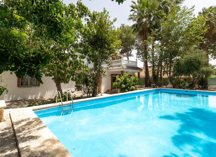 Wiederverkauf - Finca / Ländliches Wohnhaus - Orihuela