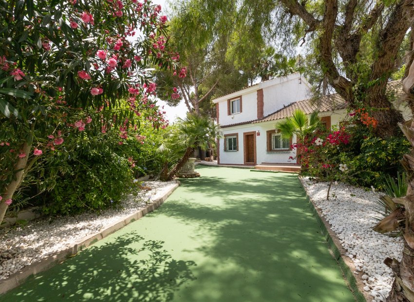 Wiederverkauf - Finca / Ländliches Wohnhaus - Orihuela