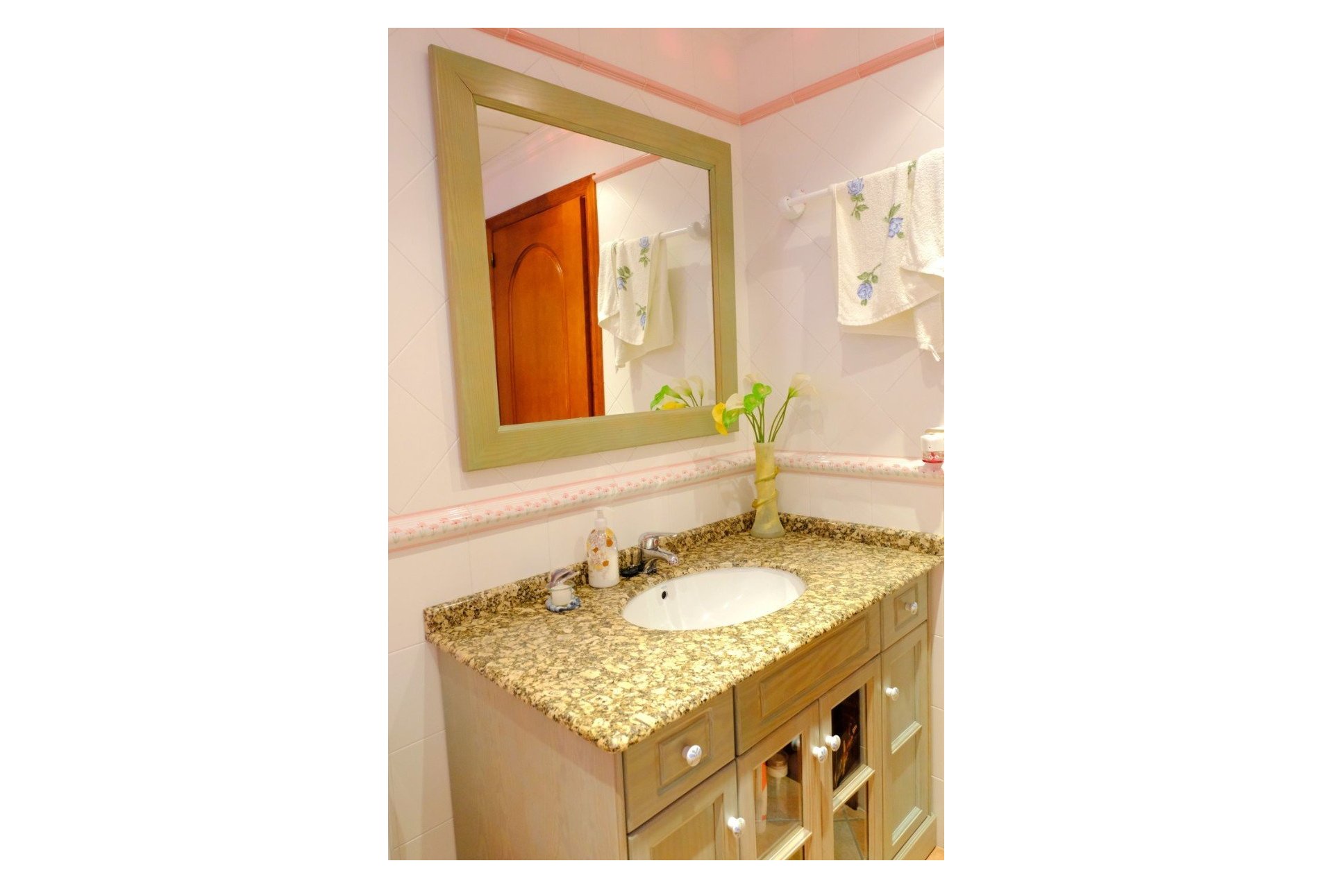 Wiederverkauf - Finca / Ländliches Wohnhaus - Orihuela