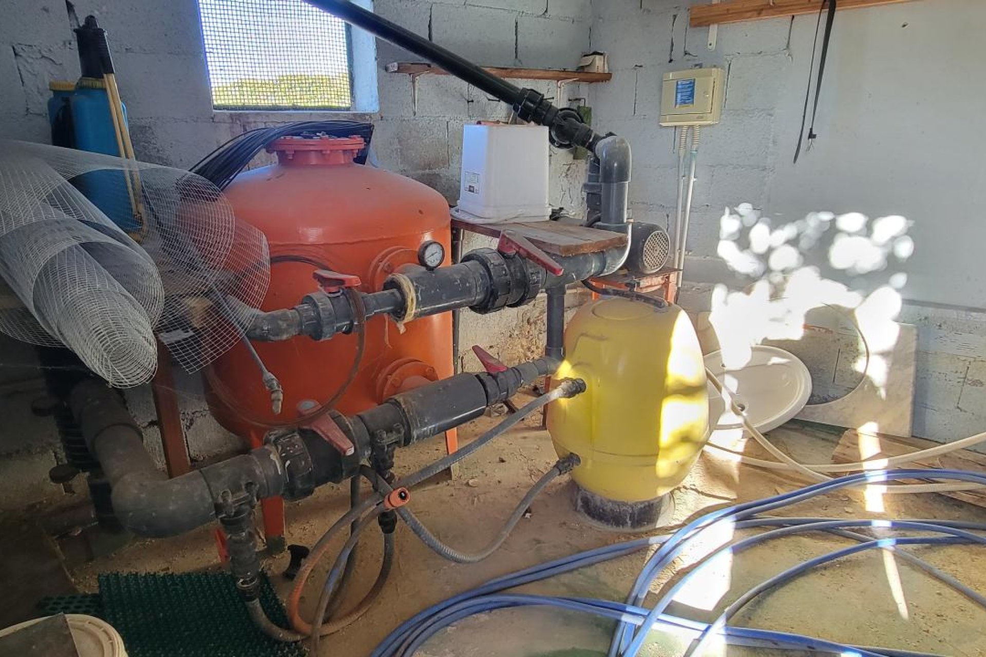 Wiederverkauf - Finca / Ländliches Wohnhaus - San Miguel de Salinas