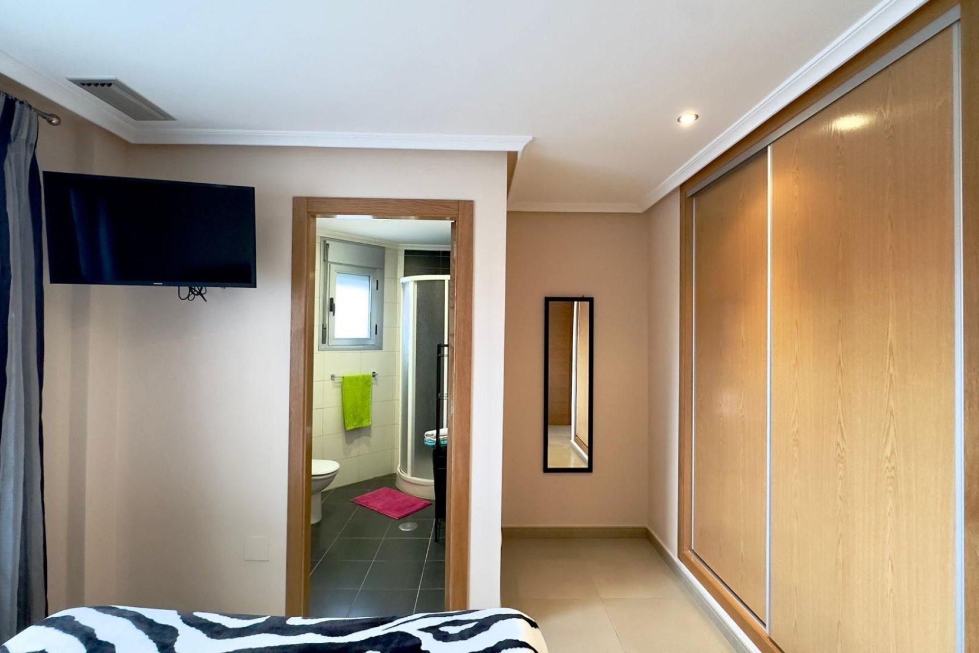 Wiederverkauf - Gebäude - Torrevieja - Playa del Cura