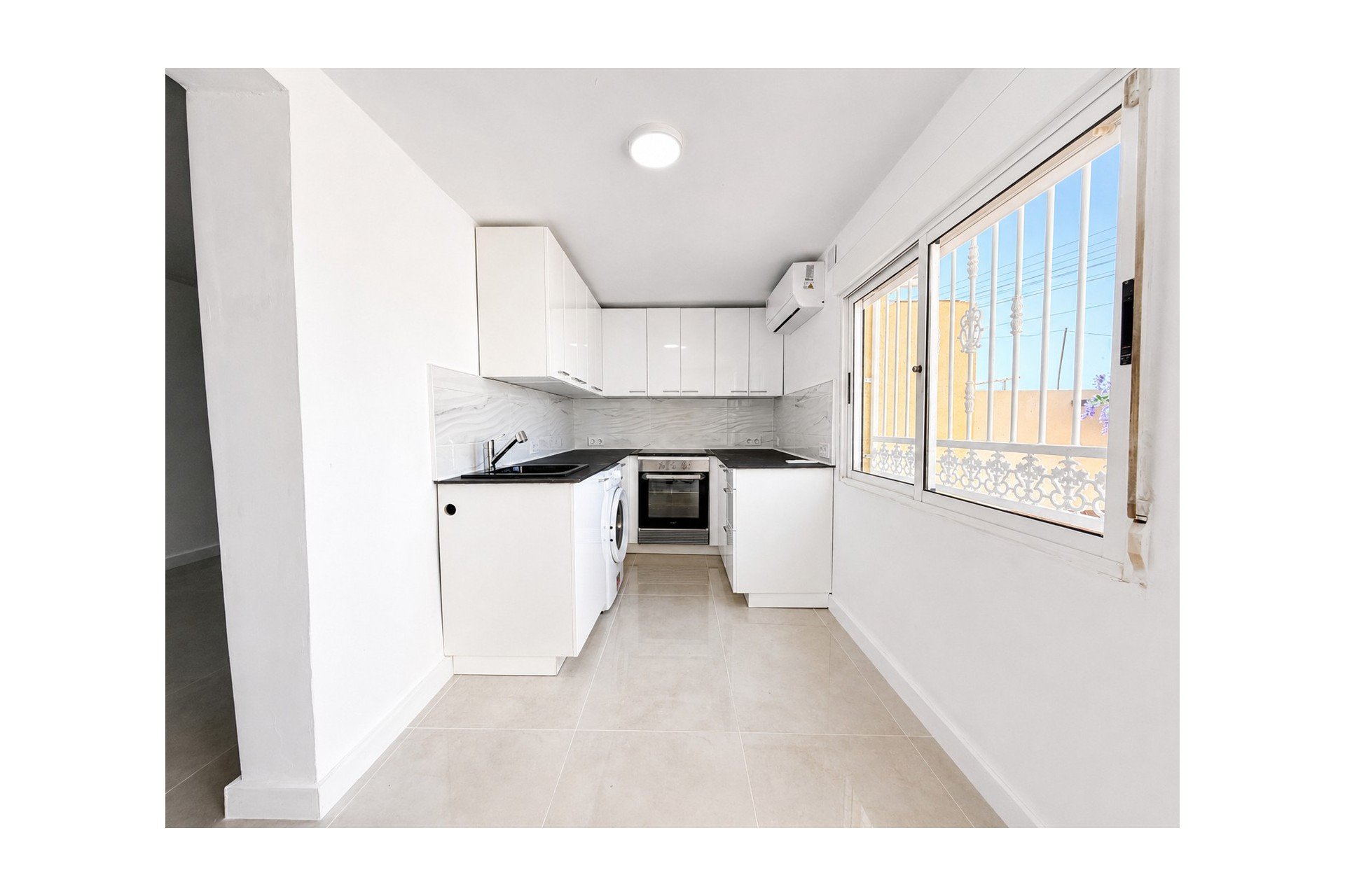 Wiederverkauf - Ground Floor Bungalow - Torrevieja - La Siesta - El Salado - Torreta