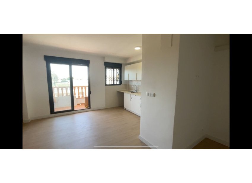 Wiederverkauf - Kommerziell - Daya Nueva