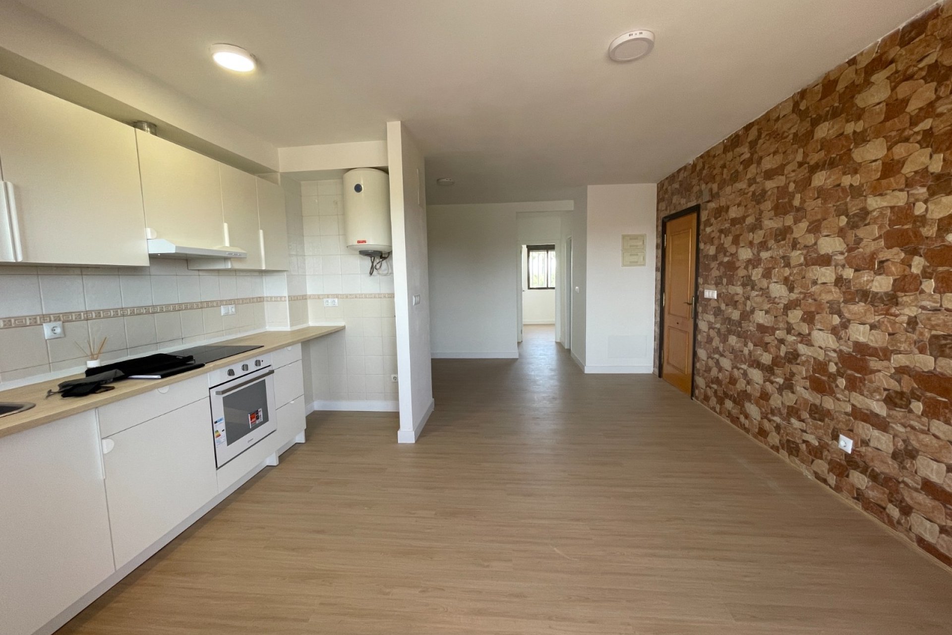 Wiederverkauf - Kommerziell - Daya Nueva