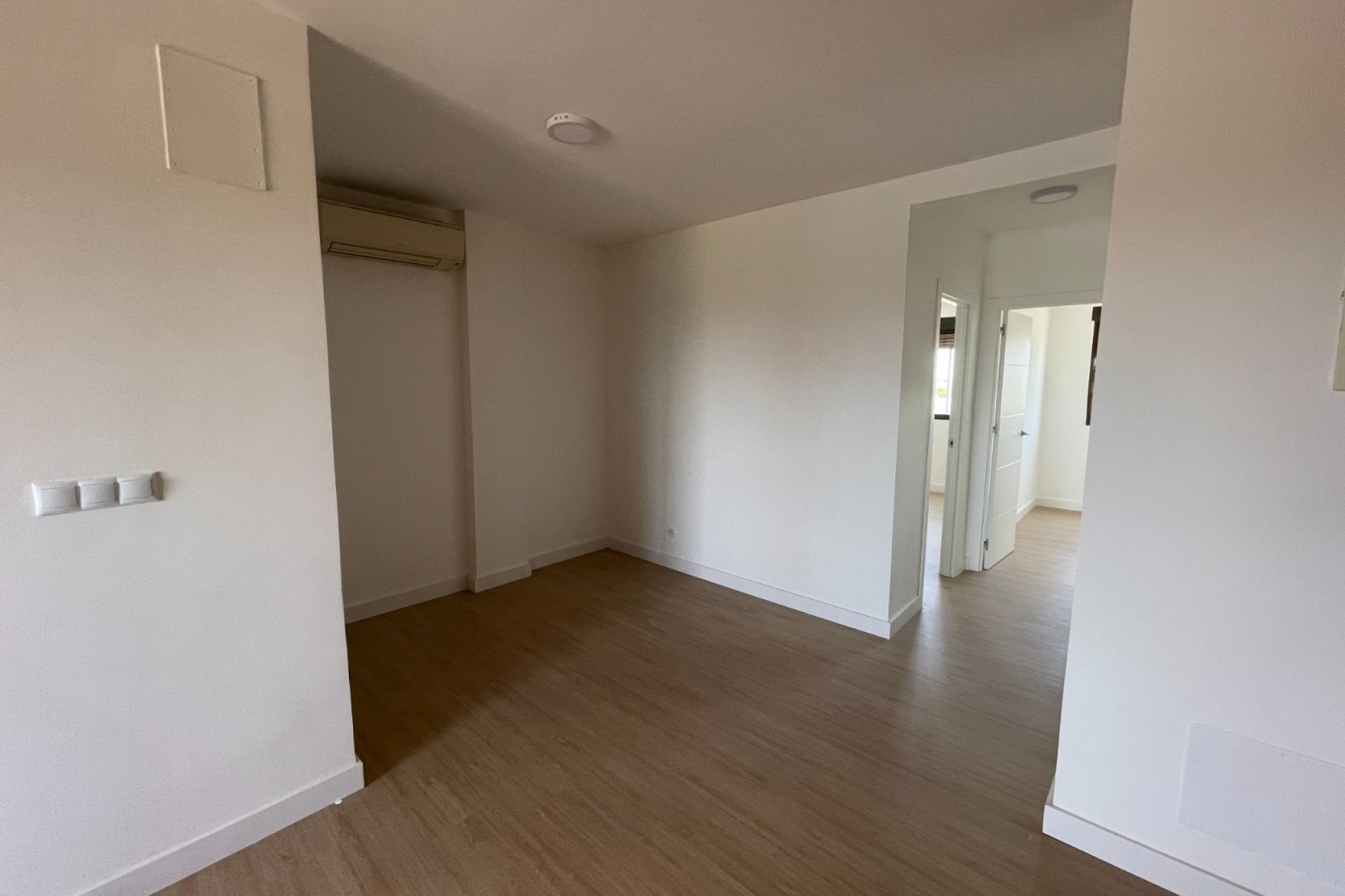 Wiederverkauf - Kommerziell - Daya Nueva