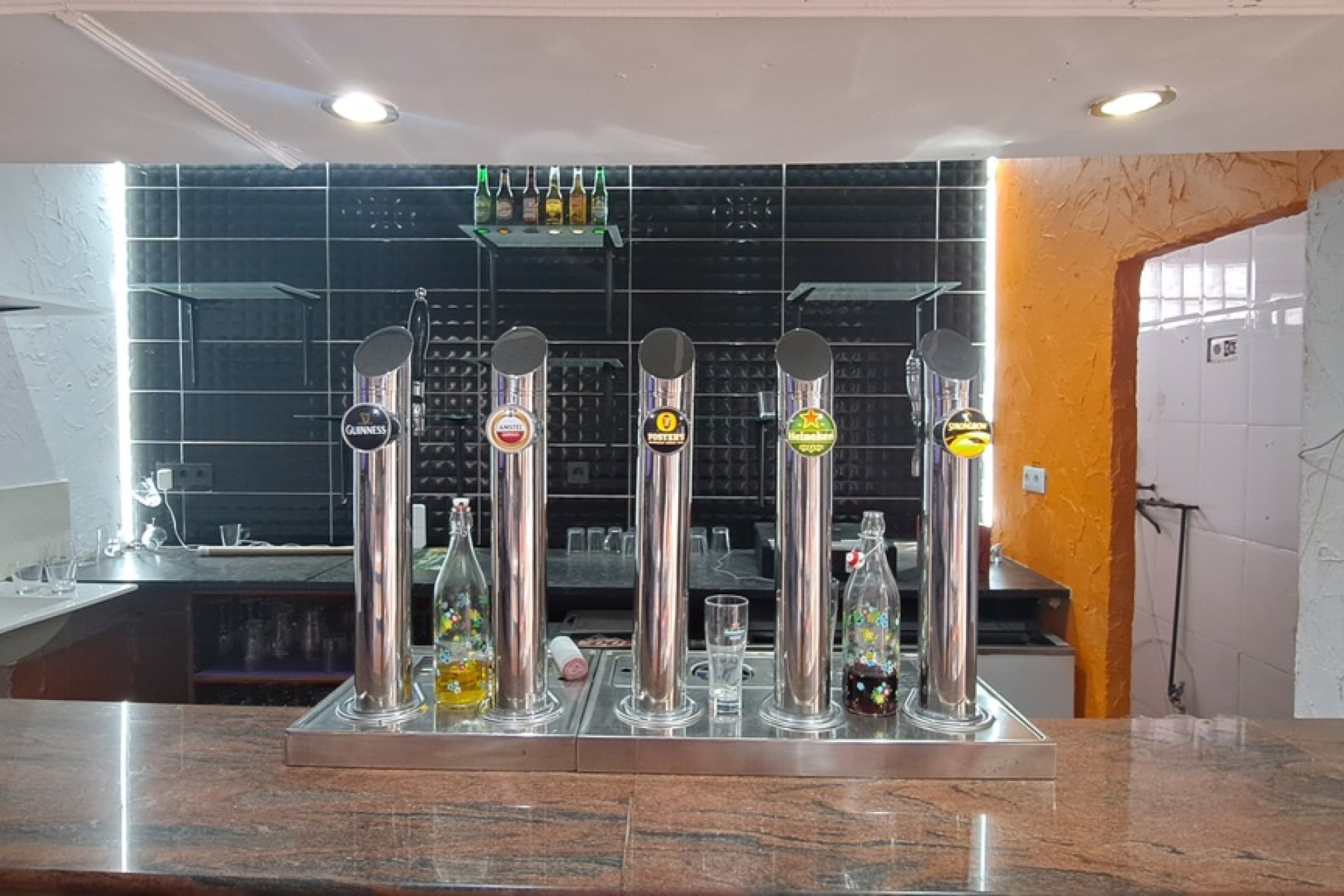 Wiederverkauf - Kommerziell - Los Dolses