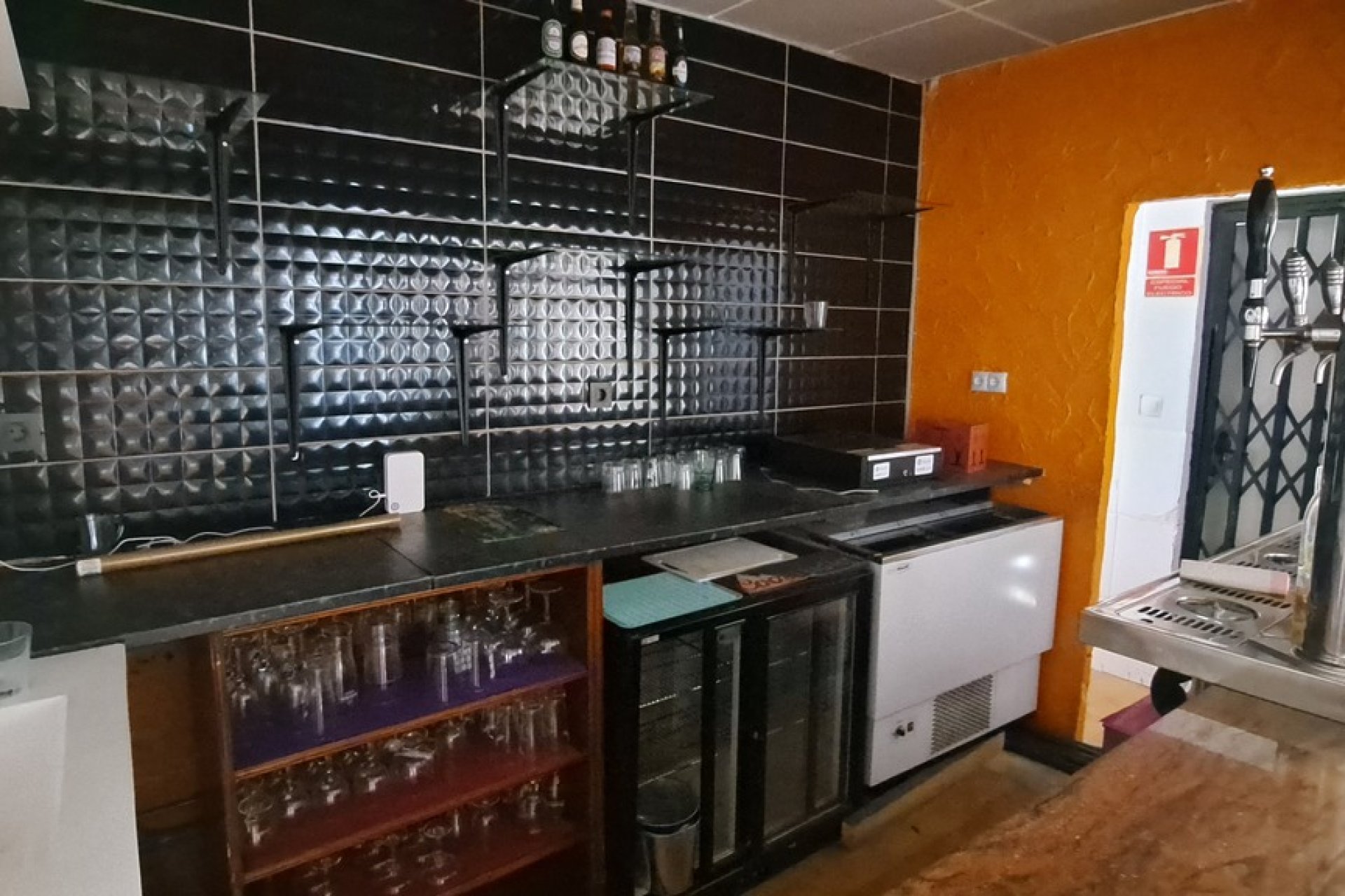 Wiederverkauf - Kommerziell - Los Dolses