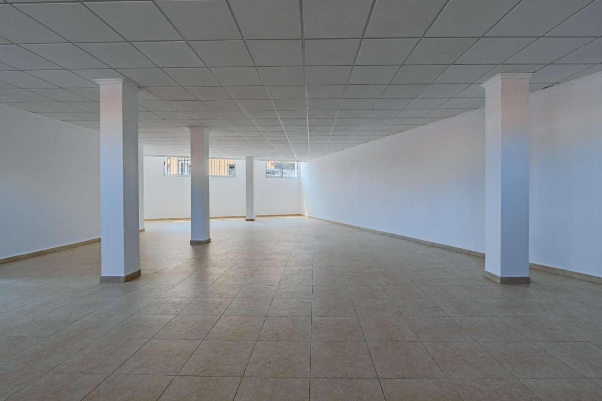 Wiederverkauf - Kommerziell - Torrevieja - Nueva Torrevieja - Aguas Nuevas