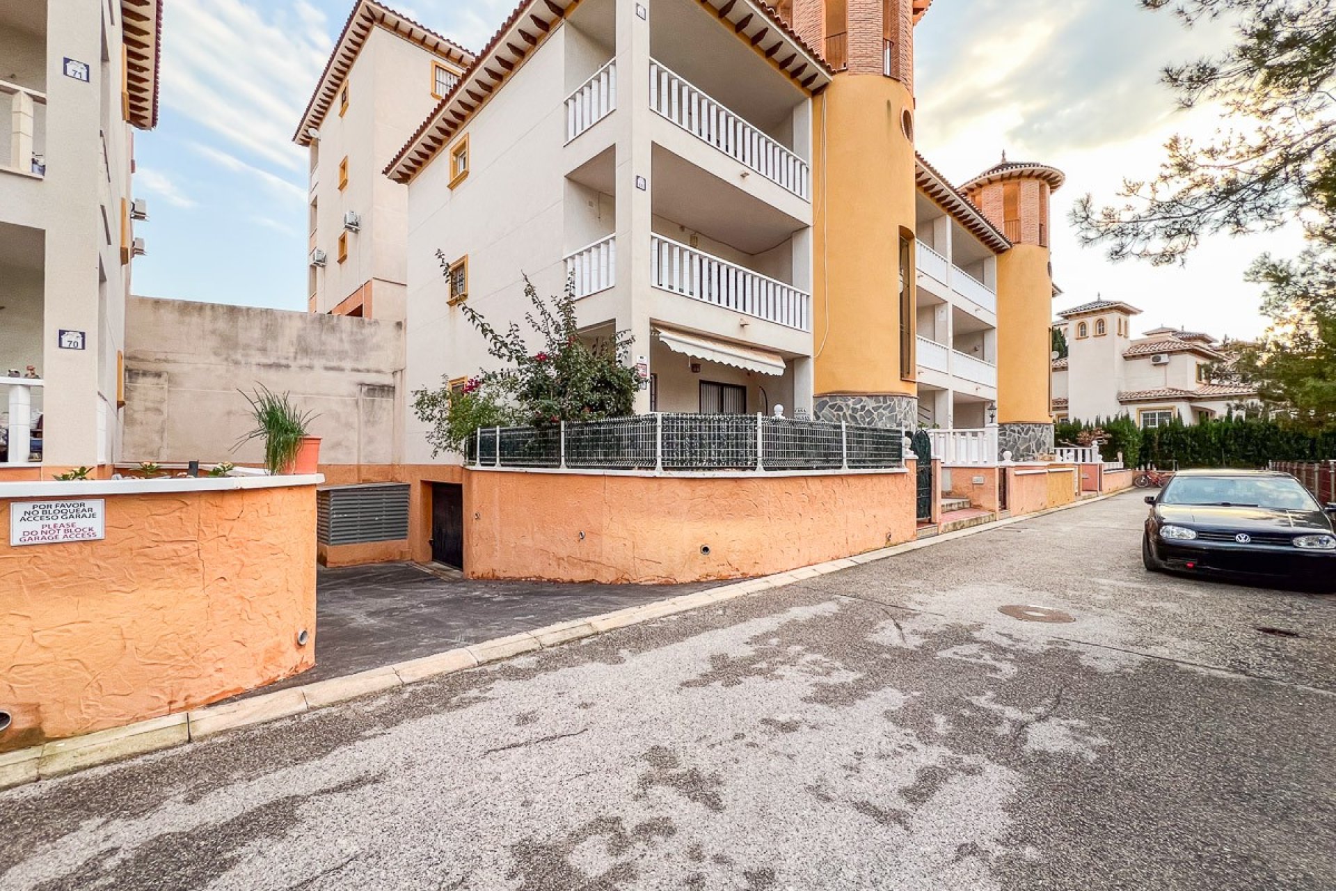 Wiederverkauf - Parkplatz / Garage - Orihuela Costa - Lomas de Cabo Roig