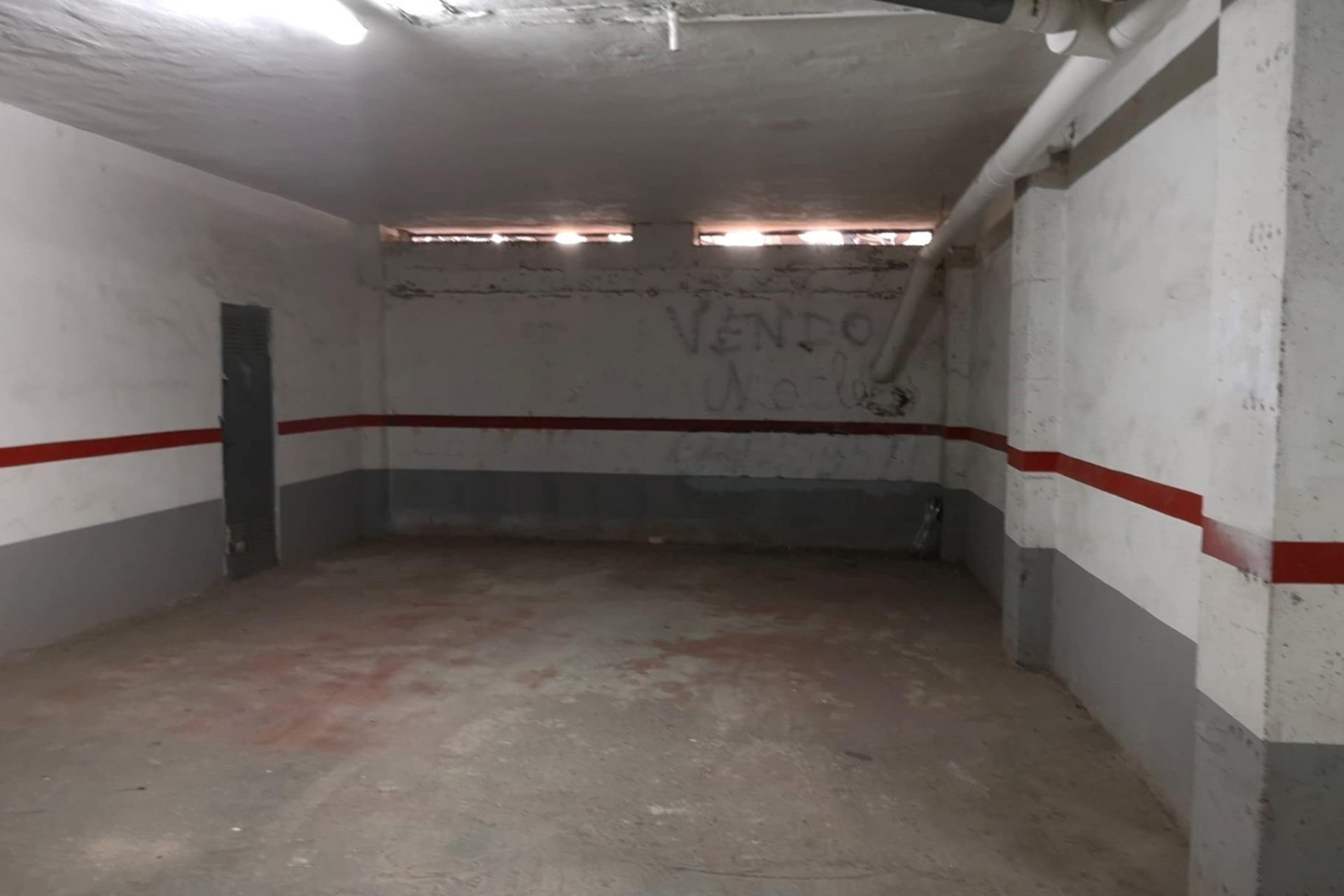 Wiederverkauf - Parkplatz / Garage - Torrevieja - Playa de los Locos