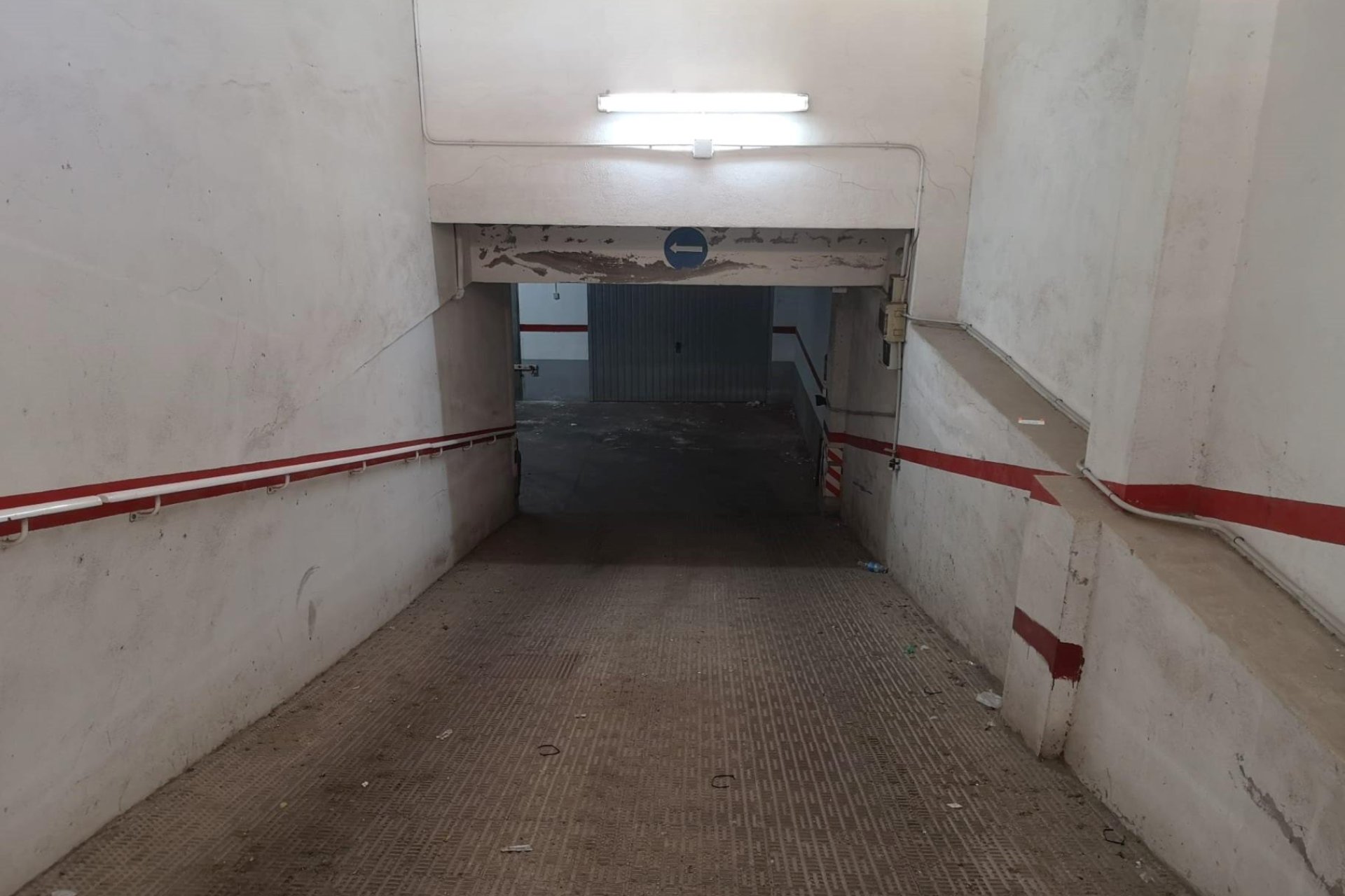 Wiederverkauf - Parkplatz / Garage - Torrevieja - Playa de los Locos