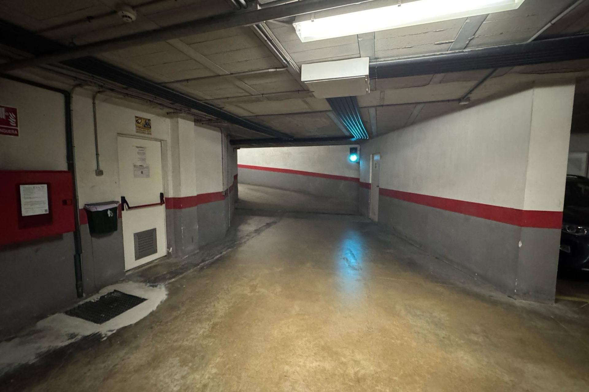 Wiederverkauf - Parkplatz - Torrevieja