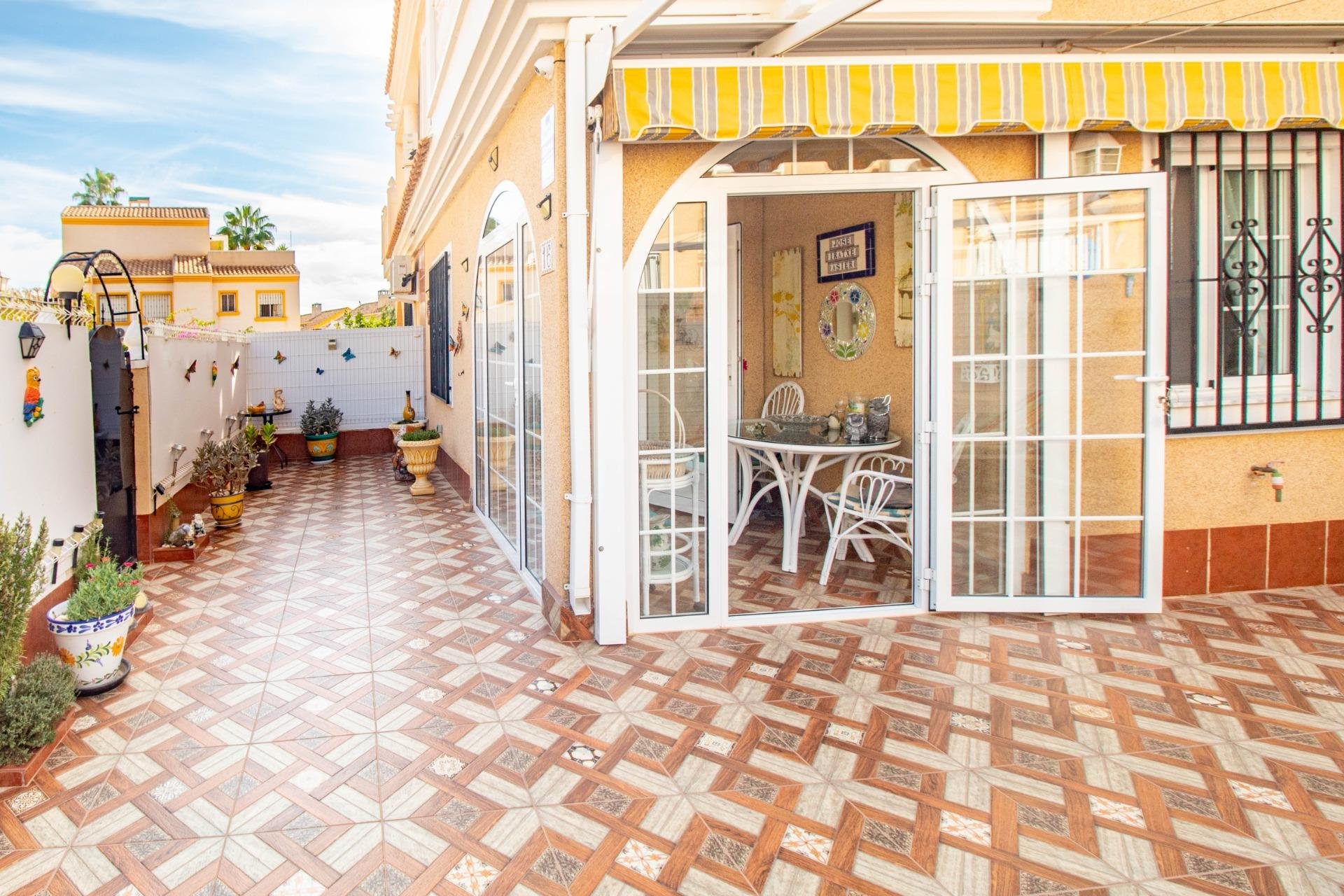 Wiederverkauf - Terraced house - Orihuela Costa - La Regia