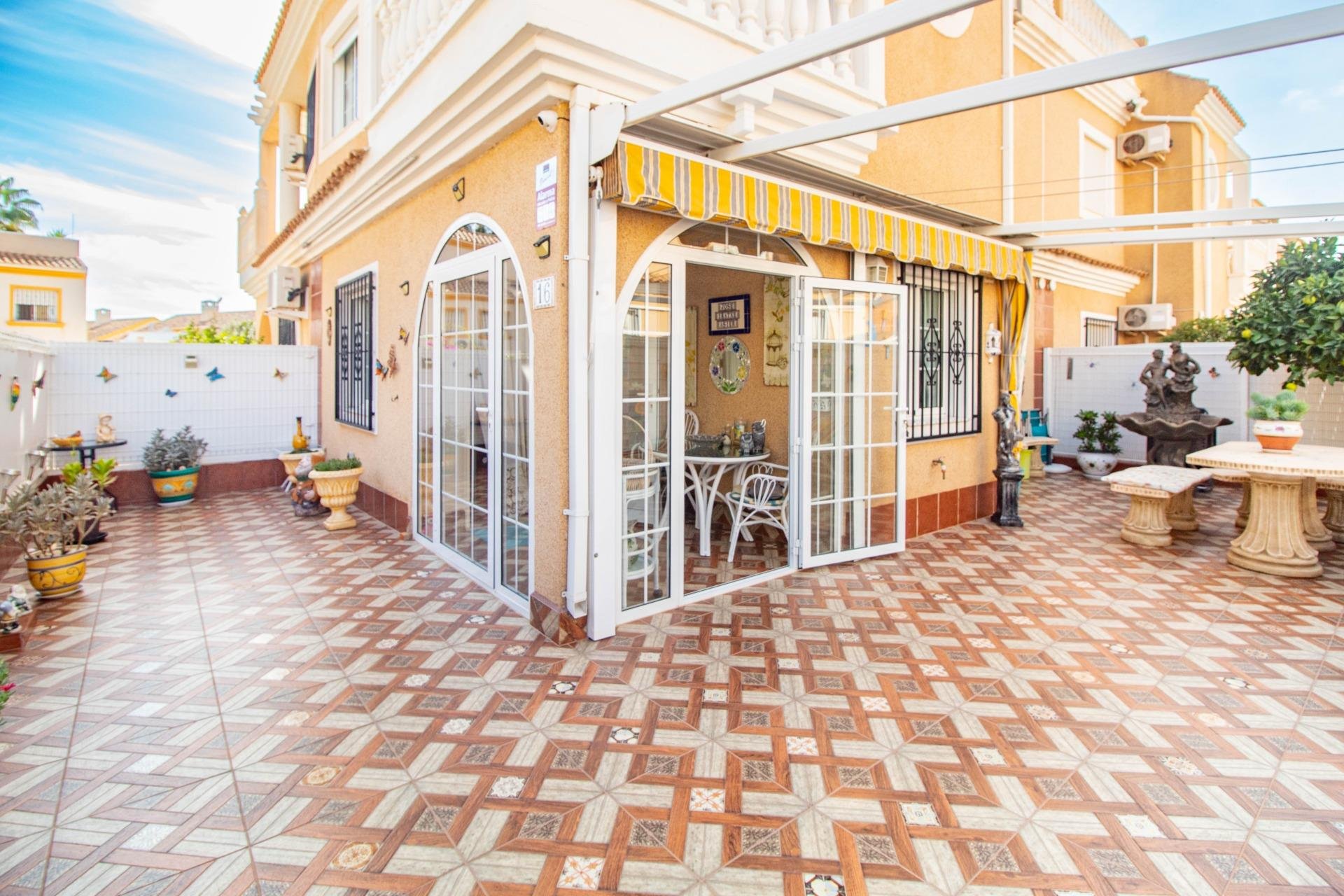 Wiederverkauf - Terraced house - Orihuela Costa - La Regia