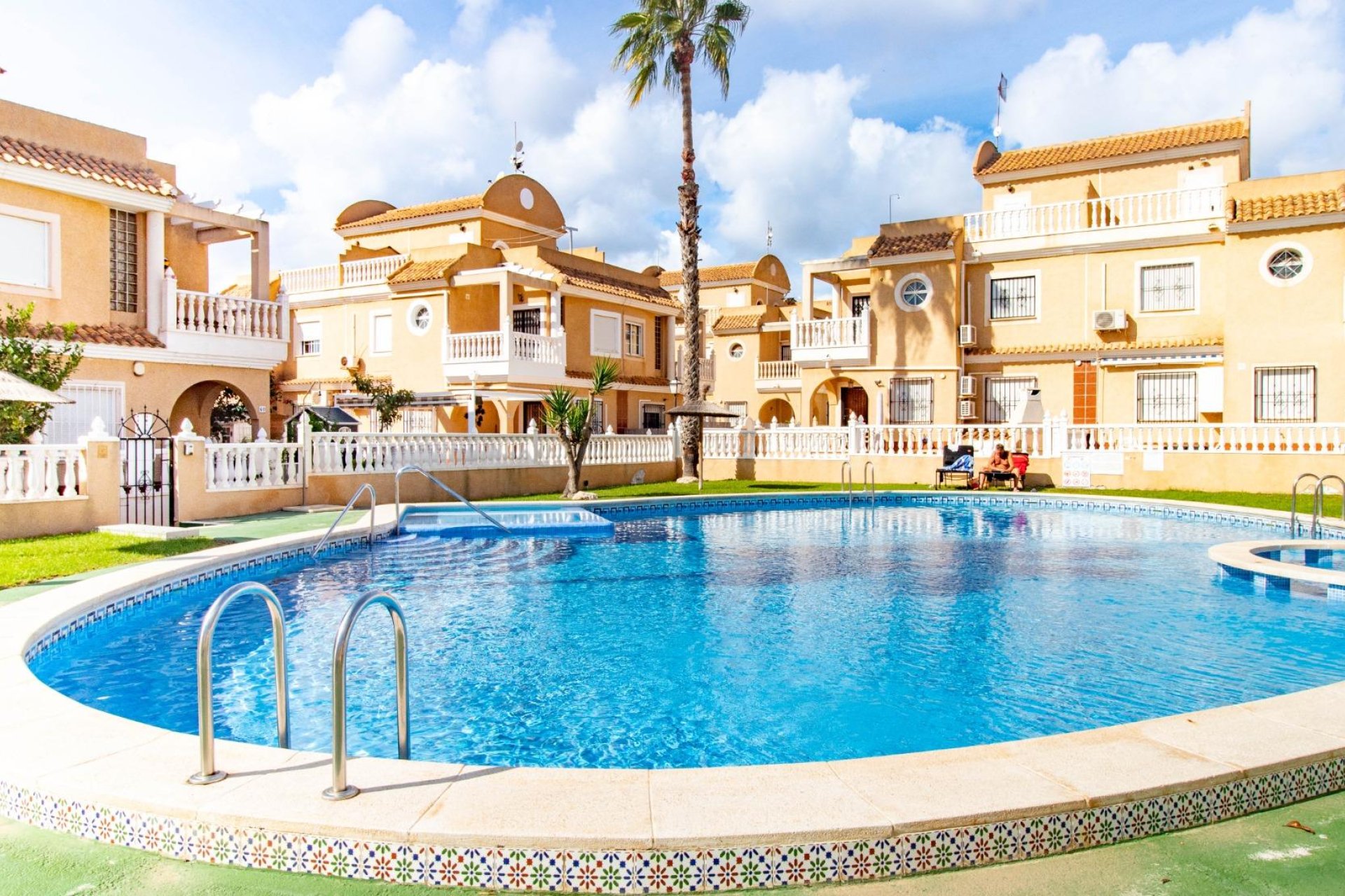 Wiederverkauf - Terraced house - Orihuela Costa - La Regia