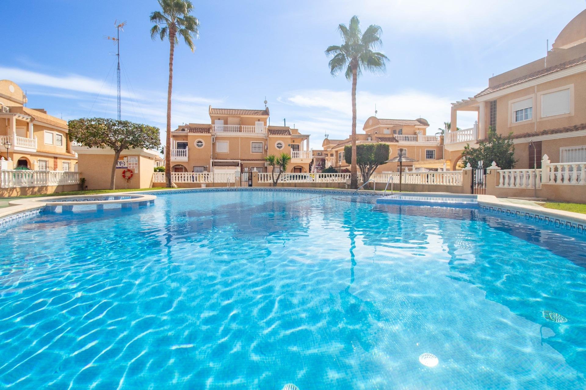 Wiederverkauf - Terraced house - Orihuela Costa - La Regia