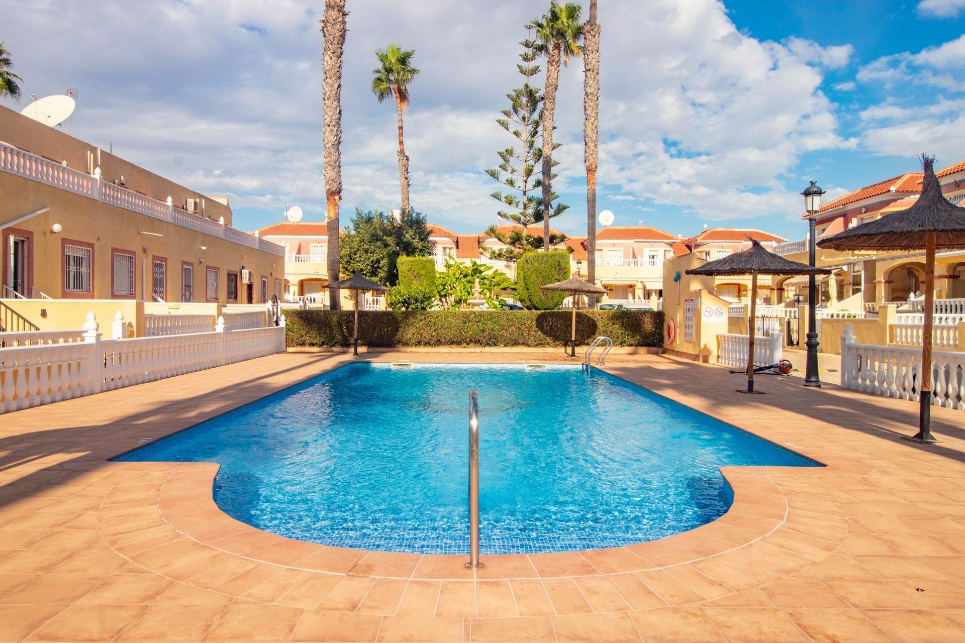 Wiederverkauf - Terraced house - Orihuela Costa - La Zenia