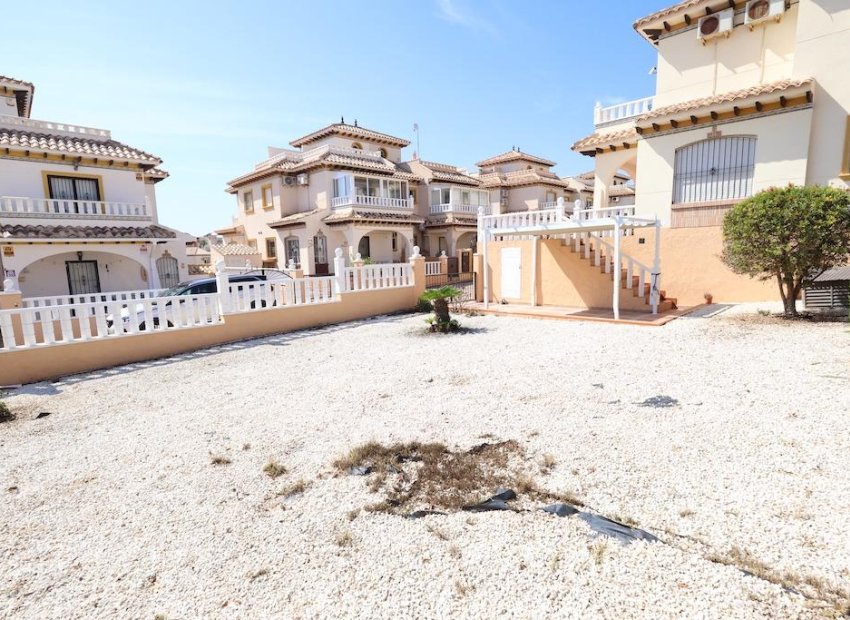 Wiederverkauf - Terraced house - Orihuela Costa - Montezenia