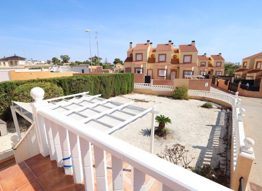 Wiederverkauf - Terraced house - Orihuela Costa - Montezenia