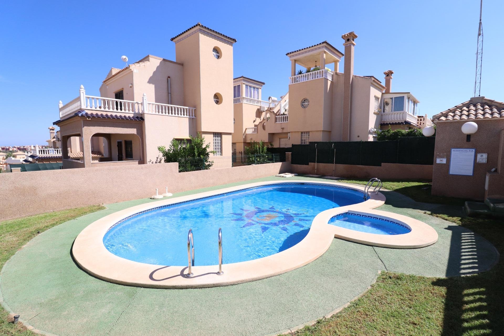 Wiederverkauf - Terraced house - Orihuela Costa - PAU 26