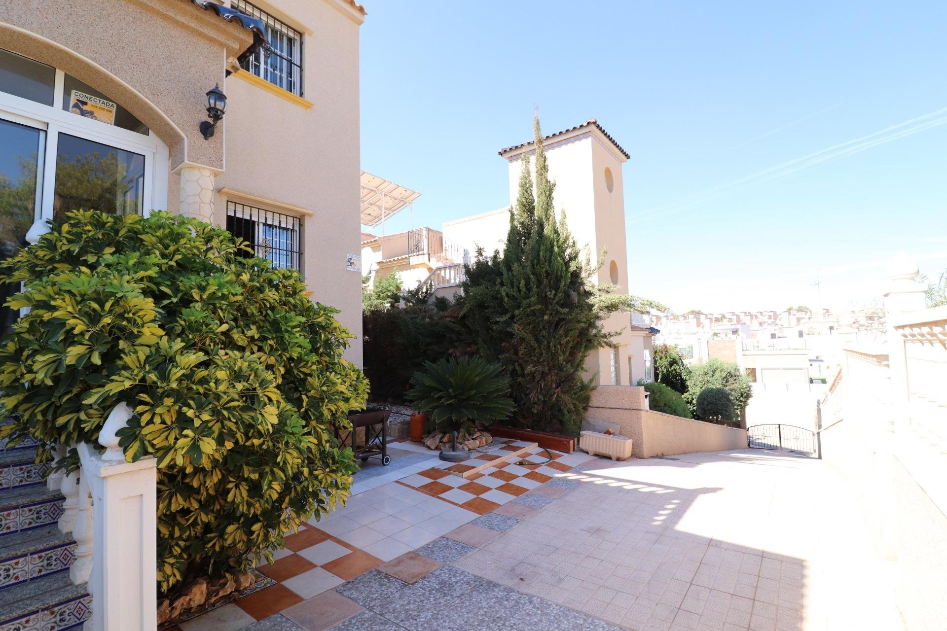 Wiederverkauf - Terraced house - Orihuela Costa - PAU 26