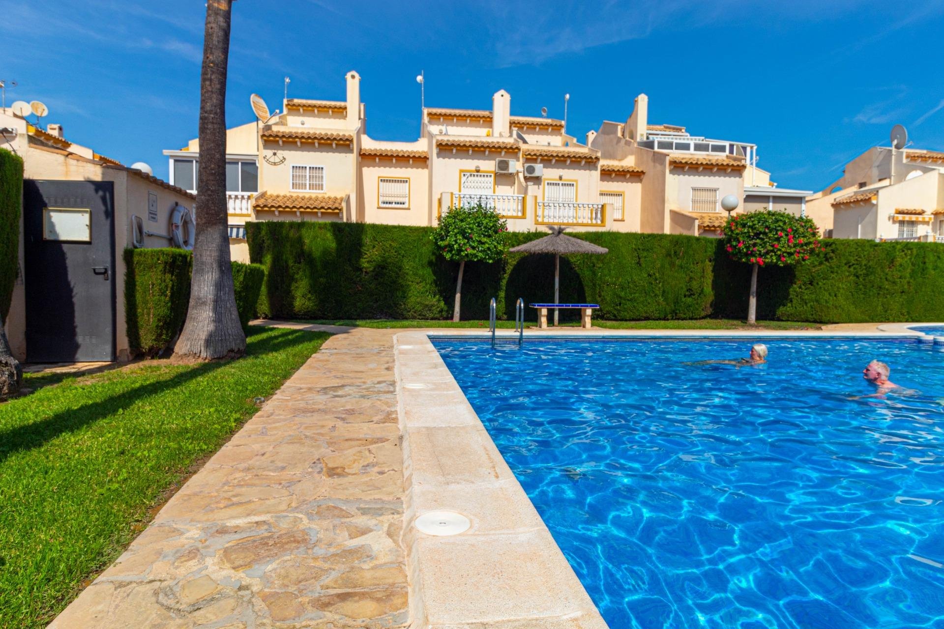 Wiederverkauf - Terraced house - Orihuela Costa - Playa Flamenca Norte