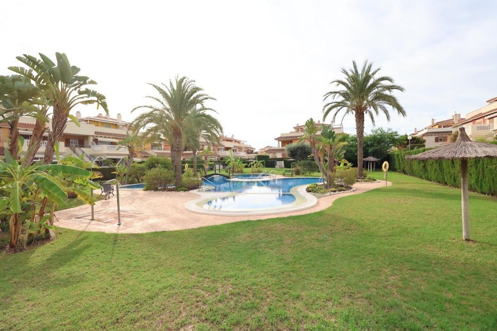 Wiederverkauf - Terraced house - Orihuela Costa - Punta Prima