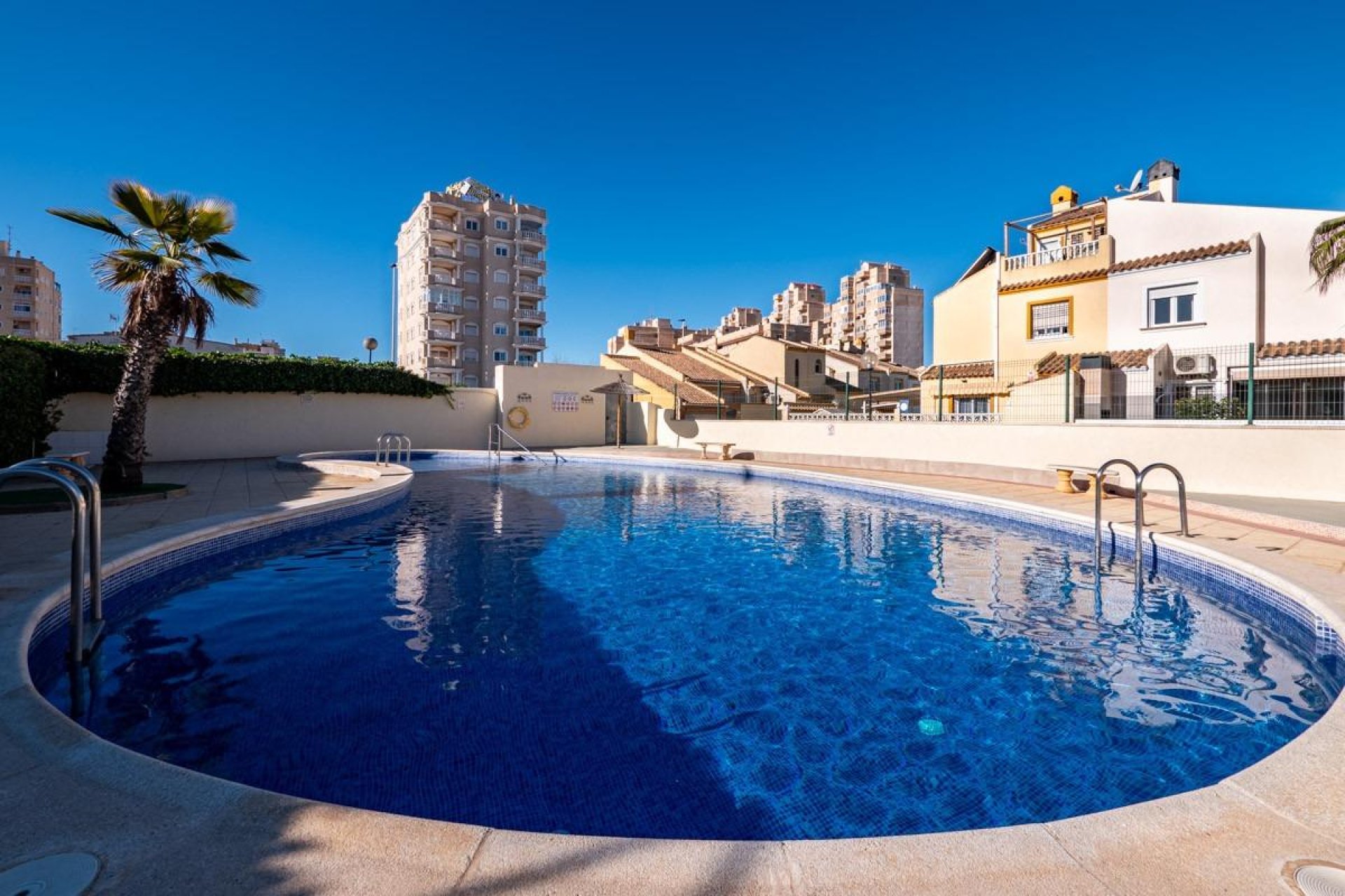 Wiederverkauf - Terraced house - Torrevieja - Aguas nuevas 1