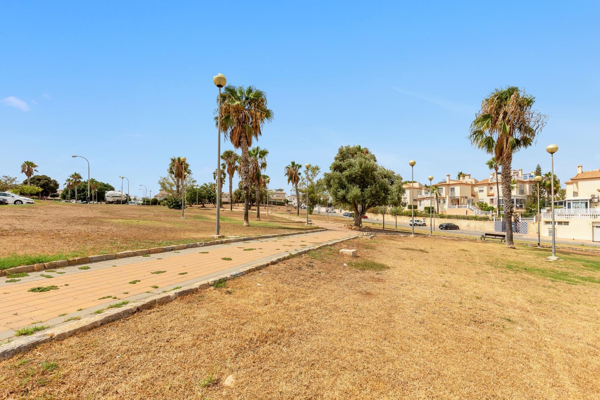 Wiederverkauf - Terraced house - Torrevieja - Los altos