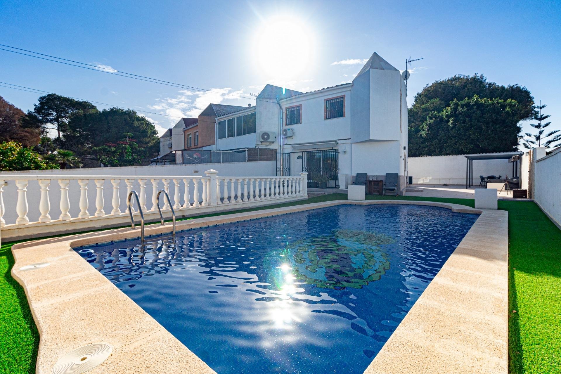 Wiederverkauf - Terraced house - Torrevieja - Los Balcones - Los Altos del Edén