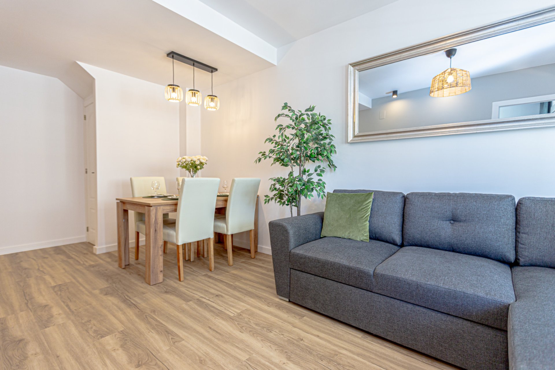 Wiederverkauf - Terrassenhaus - Los Altos